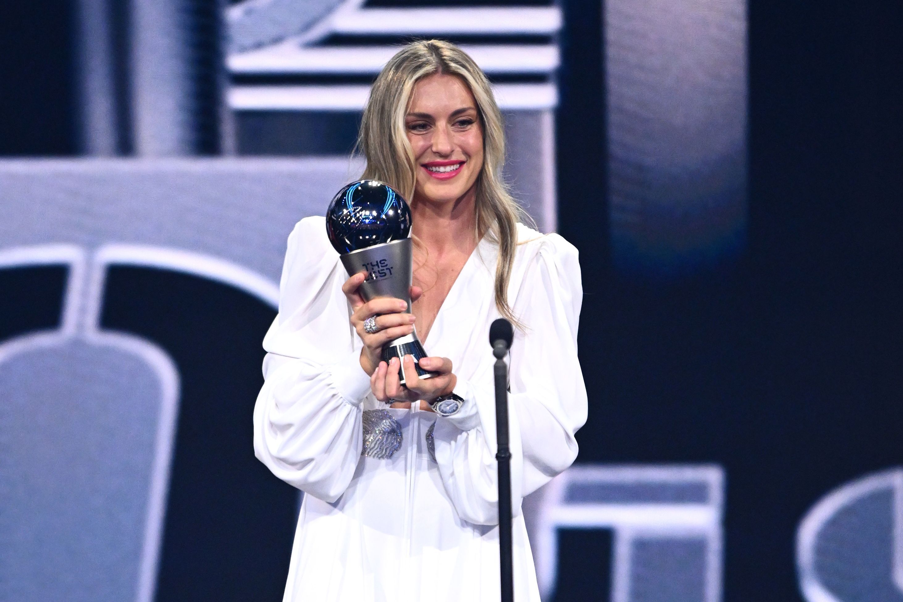 Alexia Putellas é eleita melhor jogadora do mundo de 2022