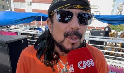 Nasci em cima de um trio elétrico, diz Bell Marques, aos 70 anos, à CNN