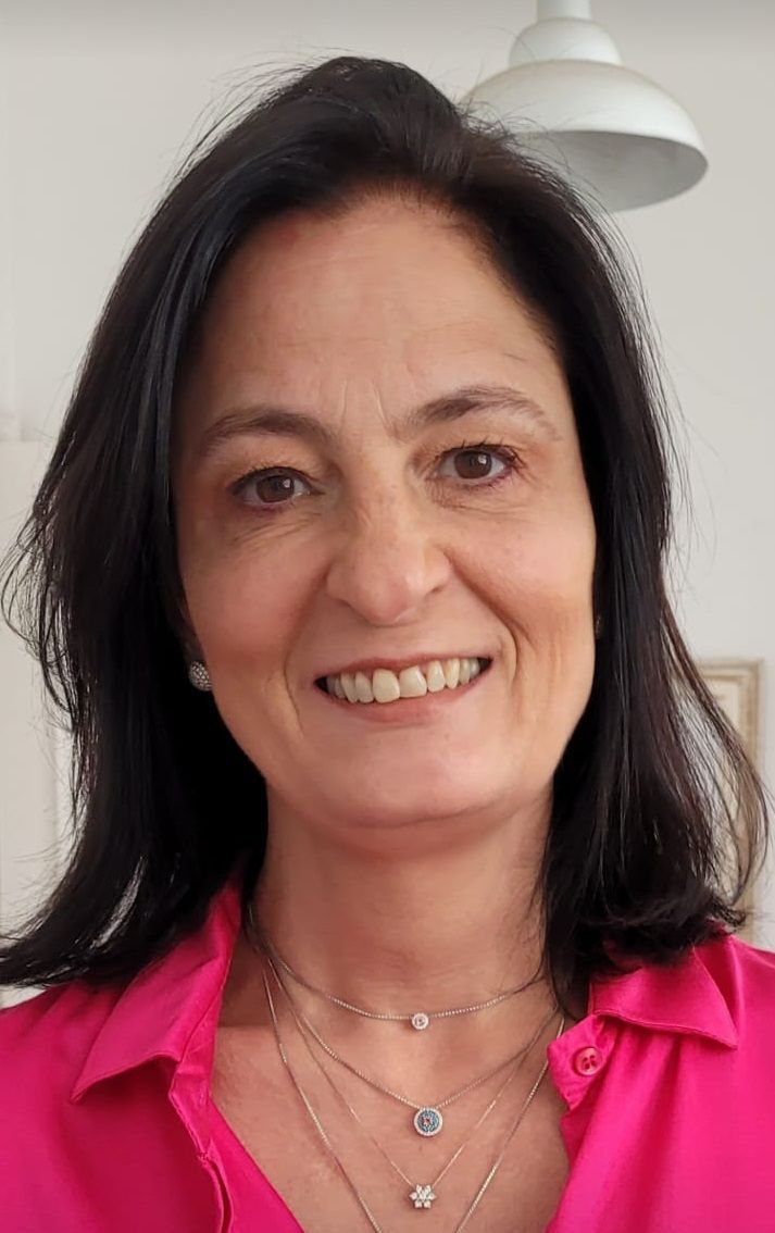 Mônica Dallari