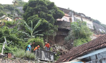 Seis pessoas morreram em decorrência das chuvas no Rio