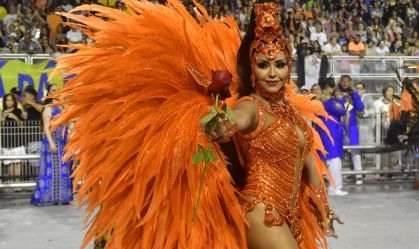 Carnaval de São Paulo: Gaviões da Fiel, Vila Maria e Rosas de Ouro empolgam em 1º dia de desfiles