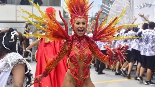 Sabrina Sato é a rainha de bateria da Escola de Samba Gaviões da Fiel