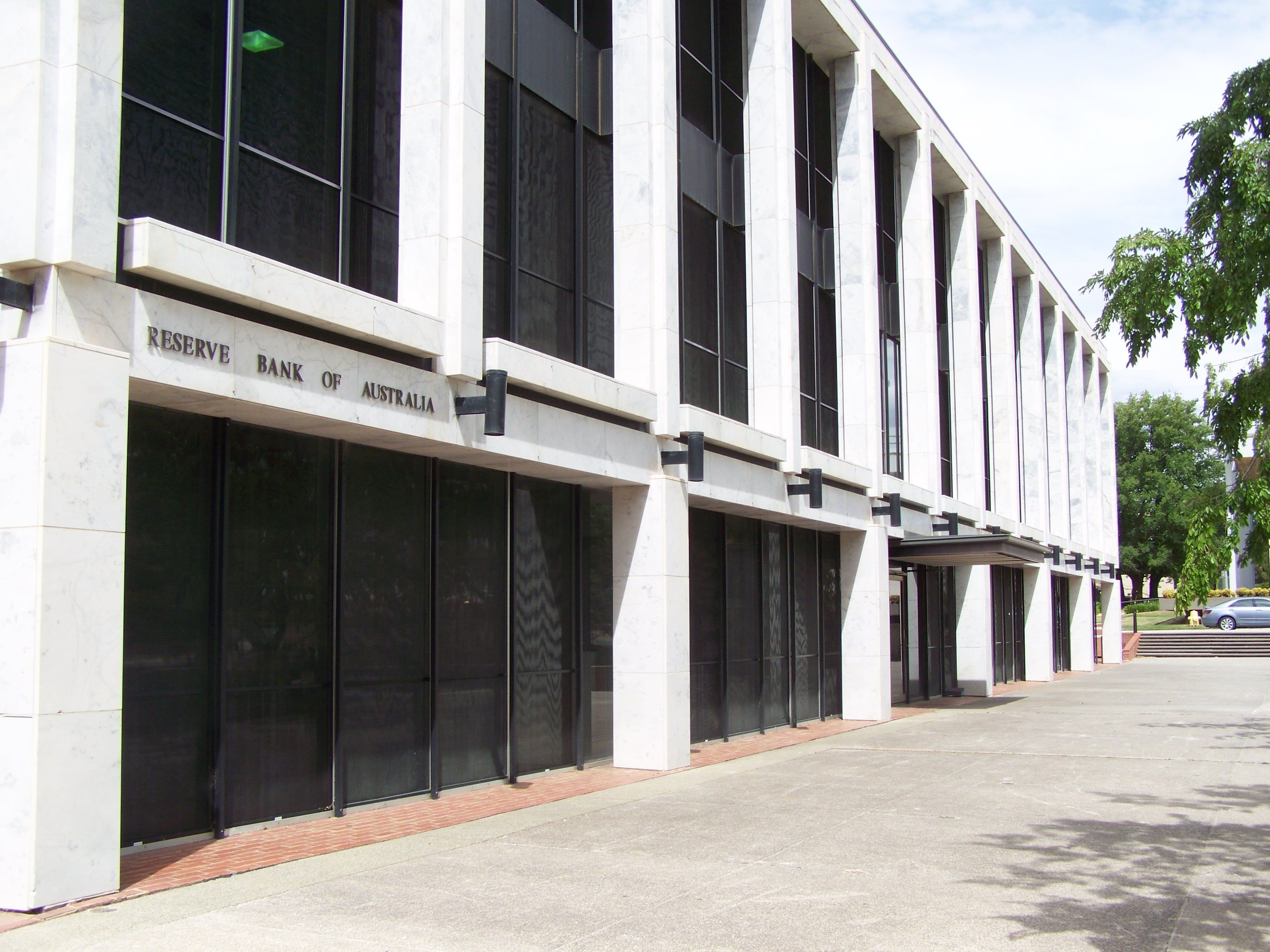Reserve_Bank_of_Australia_-_panoramio