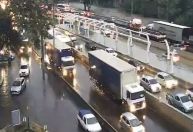 Com chuva, desabamentos e sirenes acionadas, Rio entra em estágio de atenção