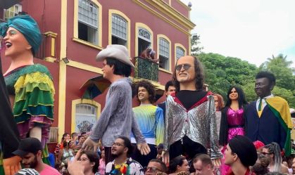 Carnaval em Olinda: Apoteose com cem bonecos gigantes invade as ladeiras históricas da cidade