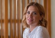 Carolina Dieckmann relembra rumores por cenas íntimas na novela "Vira-Lata"