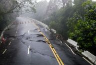 Começam obras de recuperação da rodovia Mogi-Bertioga (SP-098)