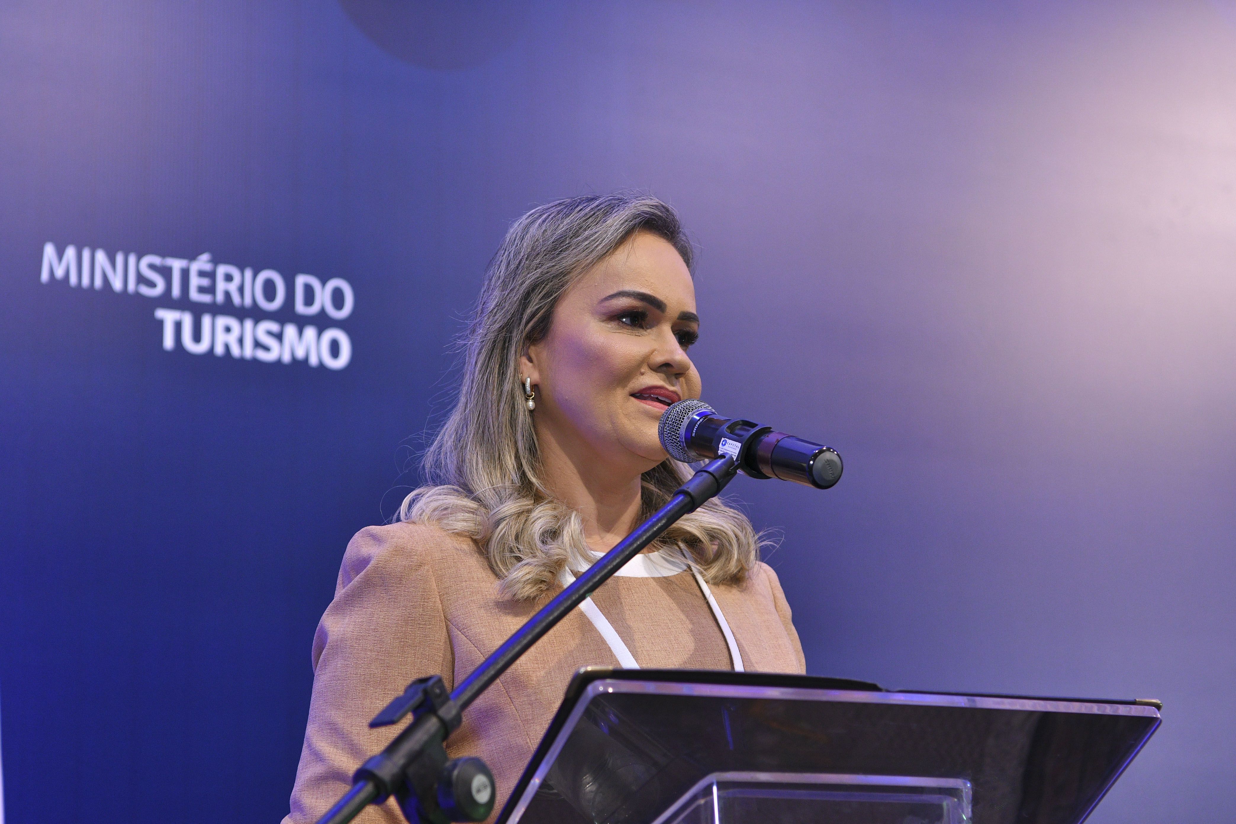 Daniela Carneiro, ministra do Turismo