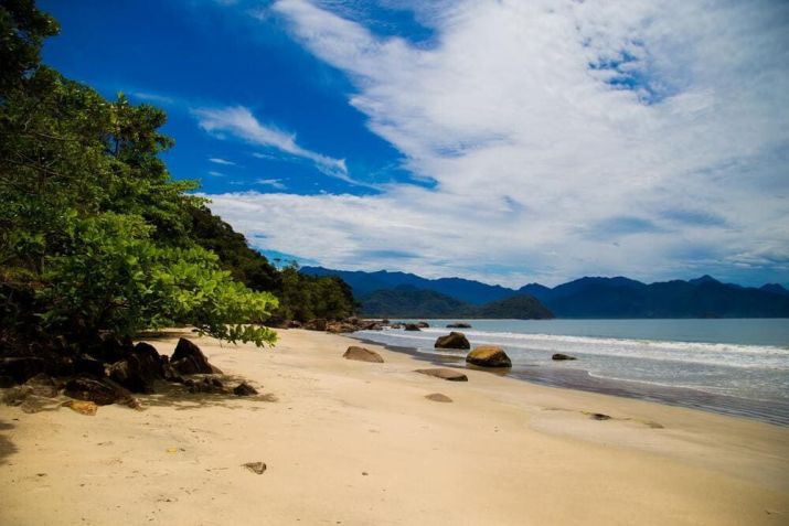 / Destinos baratos no Brasil: Ubatuba, São Paulo