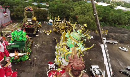 Chuva danifica carros alegóricos de escolas de samba de São Paulo