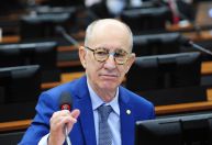 PT fecha acordo interno por Rui Falcão na CCJ da Câmara