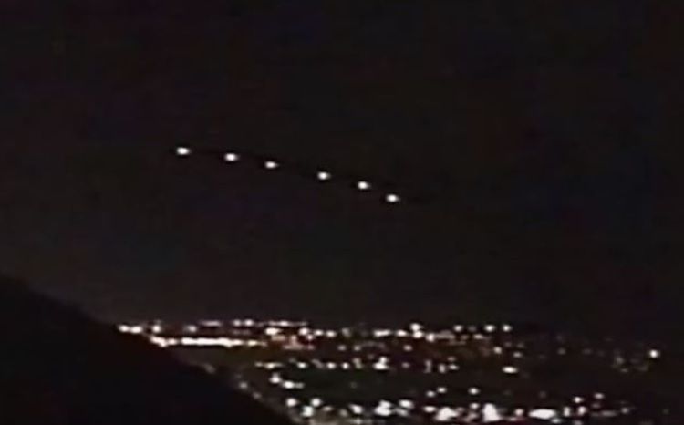 Em março de 1997, vários residentes do Arizona disseram ter testemunhado um grande objeto voador no céu perto de Phoenix.
