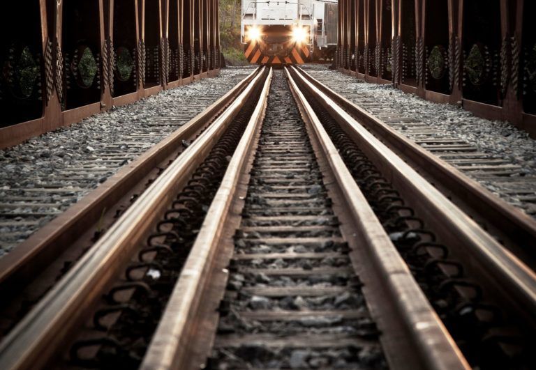 Trilho de trem