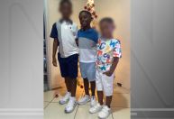 Mãe de menino que morreu após cair de janela no Rio nega ter deixado criança sozinha