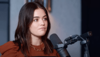 Atriz de "Pretty Little Liars" será homenageada por luta contra o alcoolismo