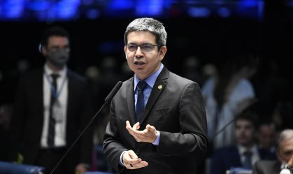 CPMI do 8 de janeiro deve ser instalada no dia 17, diz líder do governo