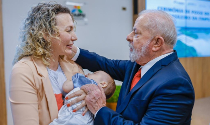 Lula se encontra com família de guarda morto por bolsonarista em Foz do Iguaçu