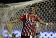 Acusado de agressão, Pedrinho é inscrito pelo São Paulo na Sul-Americana