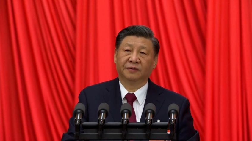 O líder chinês Xi Jinping se apresenta como liderança capaz de interromper a guerra, mas o Ocidente não está confortável com isso / CCTV / Divulgação