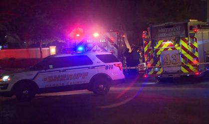 Menina de 3 anos mata irmã de 4 anos após encontrar arma em casa nos EUA