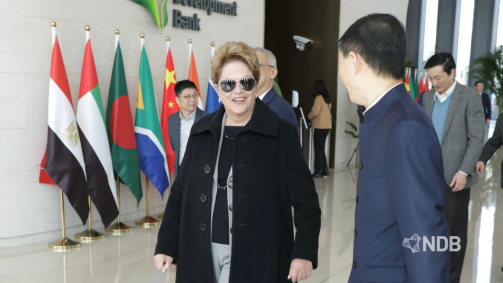 Em Xangai, Dilma tem primeiro dia como presidente do banco dos Brics