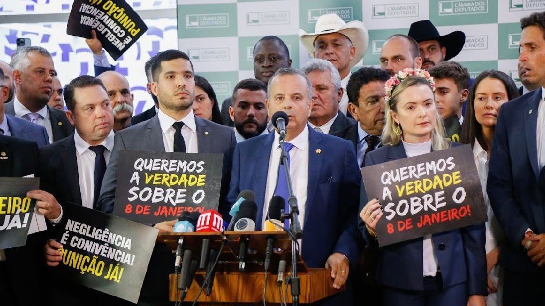 Oposição anuncia que tem assinaturas para abrir CPMI sobre 8 de janeiro
