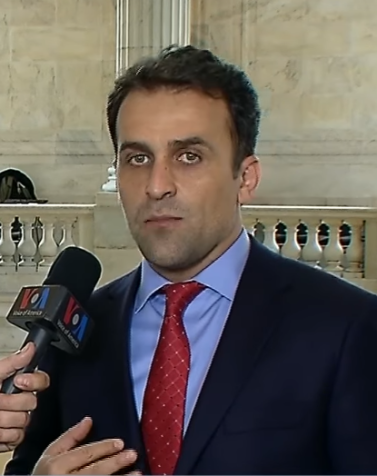 Amir Fakhravar ficou por oito meses em um "Quarto Branco" de uma prisão iraniana em 2004 / Wikimedia Commons