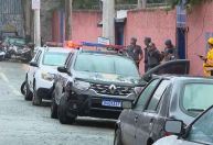 Professora de 71 anos morre após ser esfaqueada por aluno em escola de SP