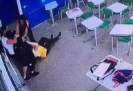 Professora estava fazendo a chamada quando foi esfaqueada, diz aluno
