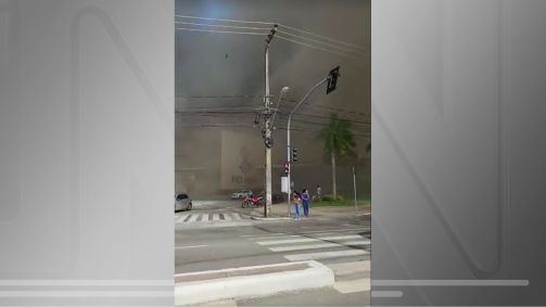 Pelo menos sete pessoas ficam feridas após incêndio em shopping em São Luís (MA)
