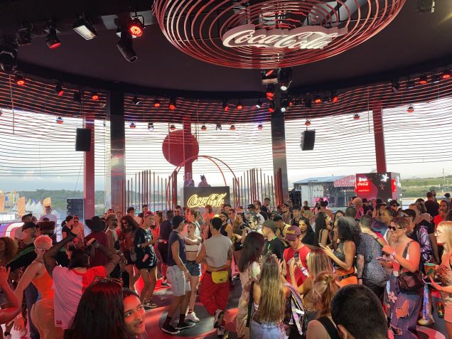 Ação da Coca-Cola no Lollapalooza Brasil. / Léo Lopes / CNN