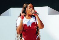 Ludmilla compra igreja evangélica no RJ para pastora