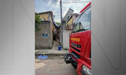 Avião monomotor caiu sobre duas casas em Belo Horizonte