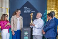 Lula recebe taça da Copa do Mundo Feminina no Alvorada em primeira aparição após pneumonia