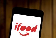 iFood e Google fecham parceria para otimizar busca por restaurantes