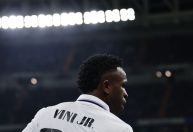 Roberto Carlos sobre racismo com Vinícius Jr.: “Polícia tem que entrar”