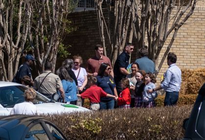 Escola onde seis pessoas morreram após ataque a tiros em Nashville, nos EUA