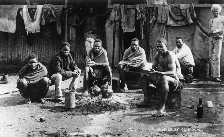 Trabalhadores em uma mina na África do Sul / Getty Images