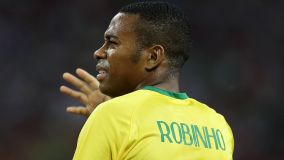 Robinho durante jogo pela Seleção Brasileira