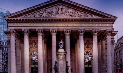 Bolsa de Londres interrompe negociações pela primeira vez em 4 anos