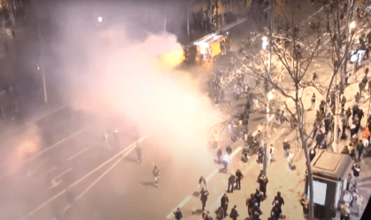 Paris registra confronto em protesto contra reforma da previdência