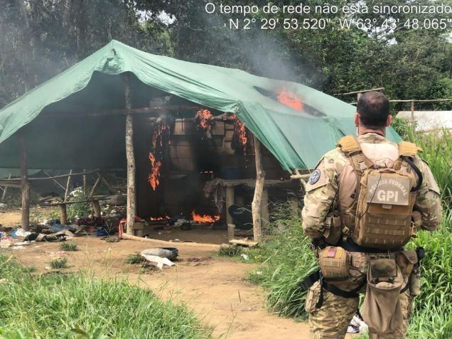 Acampamento de garimpeiros em Roraima foi destruído por policiais federais / Divulgação/Polícia Federal