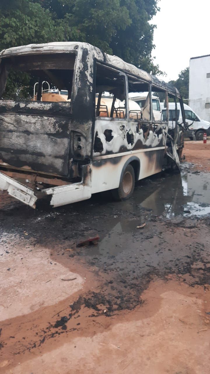 Ônibus incendiado na cidade de Jaçanã / Prefeitura de Jaçanã