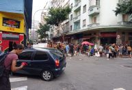 Por medo, comerciantes fecham estabelecimentos na Cracolândia, em SP