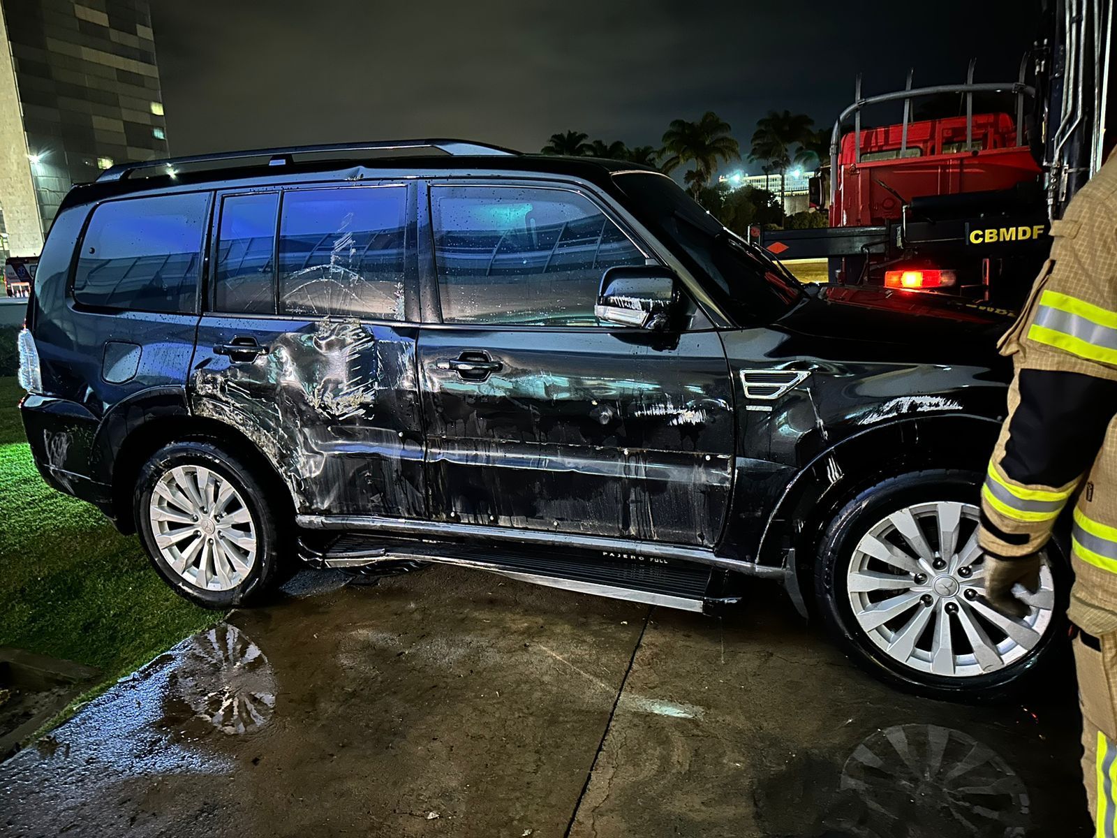Carro foi retirado após perícia da PF / Arquivo pessoal