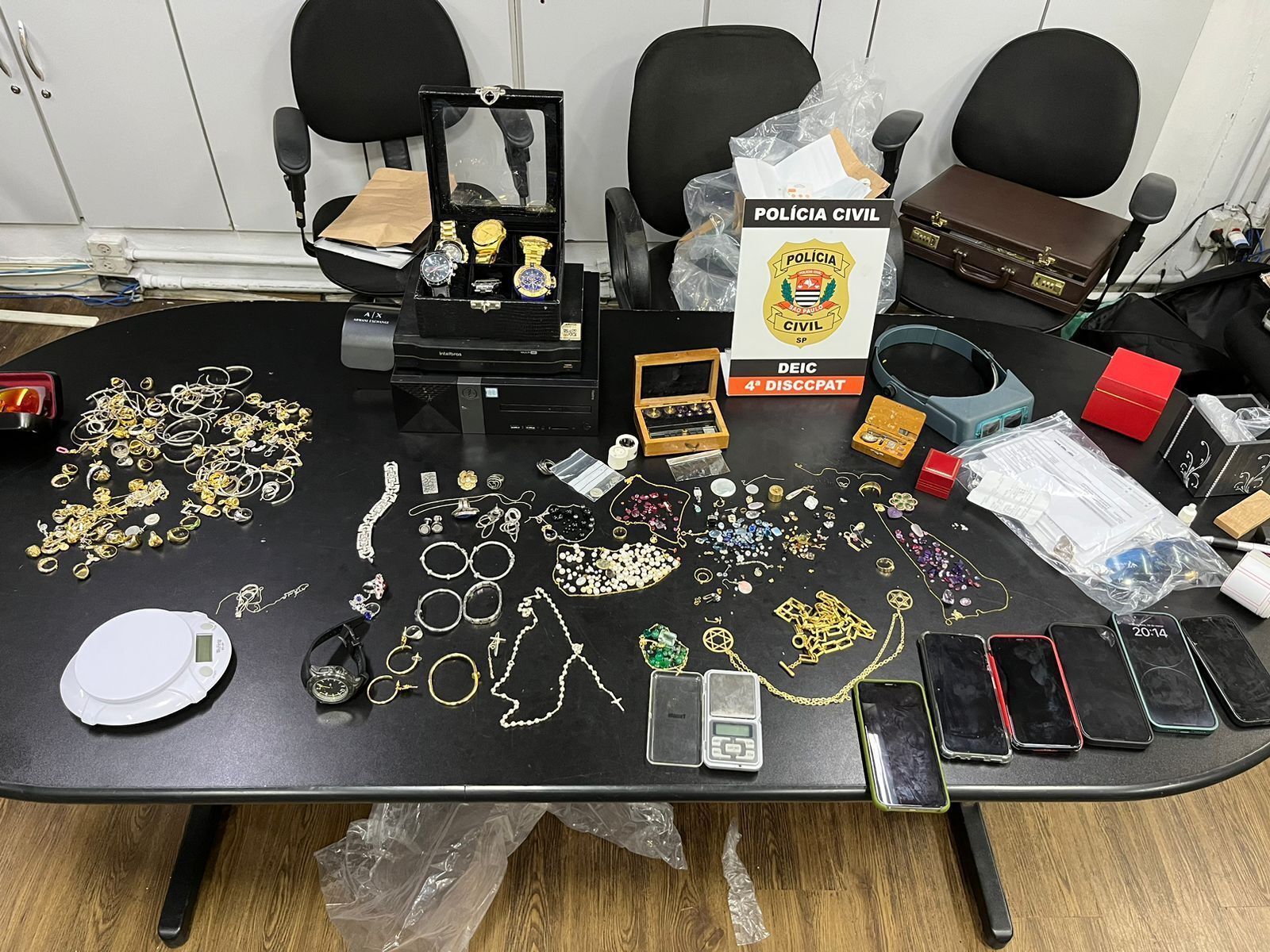 Polícia Civil de São Paulo apreende joias