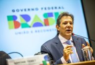 Economistas aprovam proposta do novo marco fiscal, mas apontam insuficiência para controlar dívida