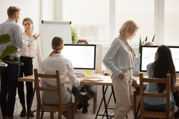 Importância de ter um back-office organizado / Imagem: Shutterstock / Fizkes