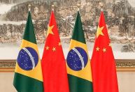 Operações comerciais entre Brasil e China sem uso de dólar devem ter início em julho