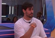 Cara de Sapato não se manifesta, mas mãe do lutador sai em defesa de filho expulso do BBB